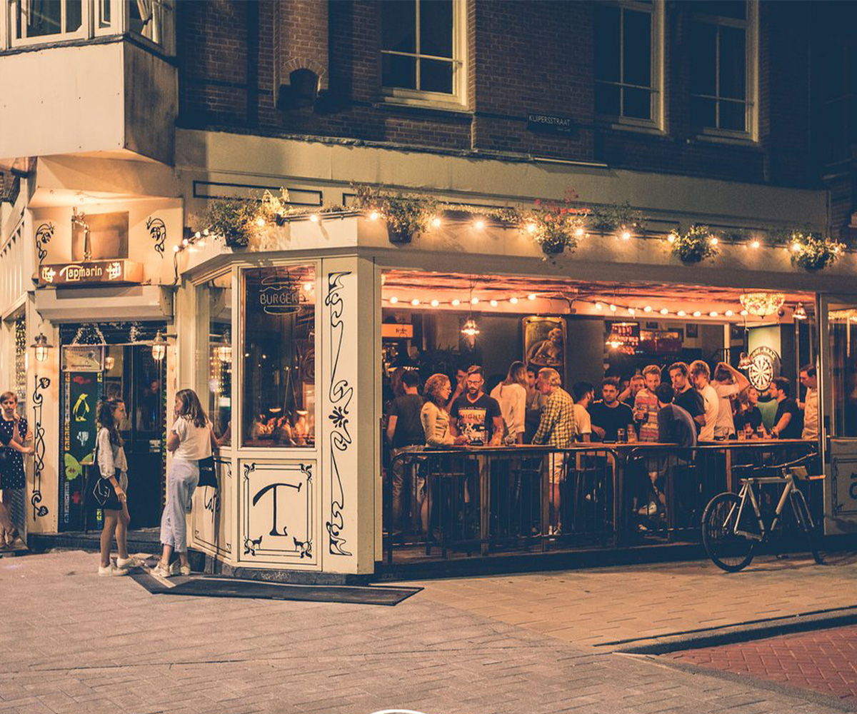 buitenkant van de bar